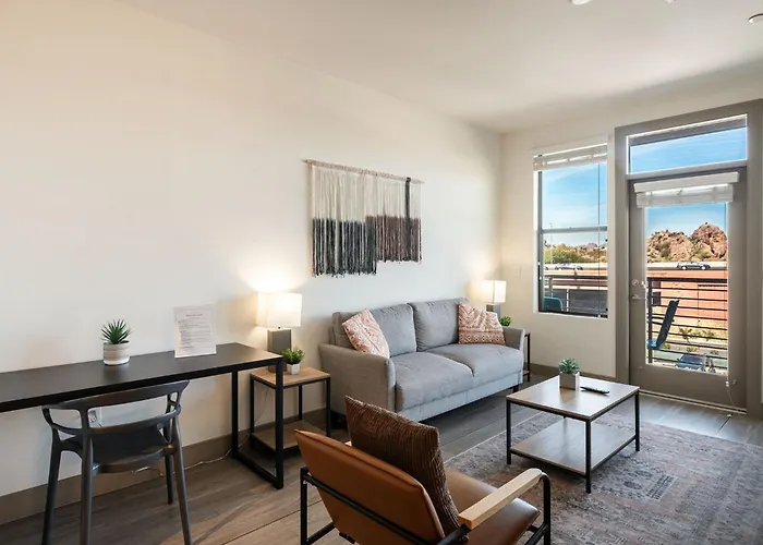 Modern Cozysuites On The Town Waterfront 15 Apartment
