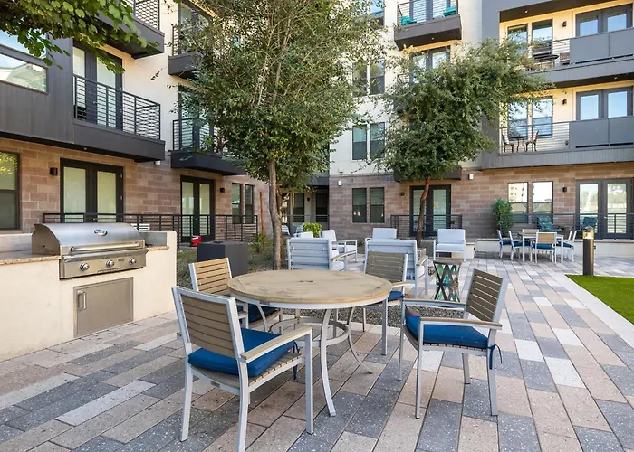 Apartment Modern Cozysuites On The Town Waterfront 15 Tempe